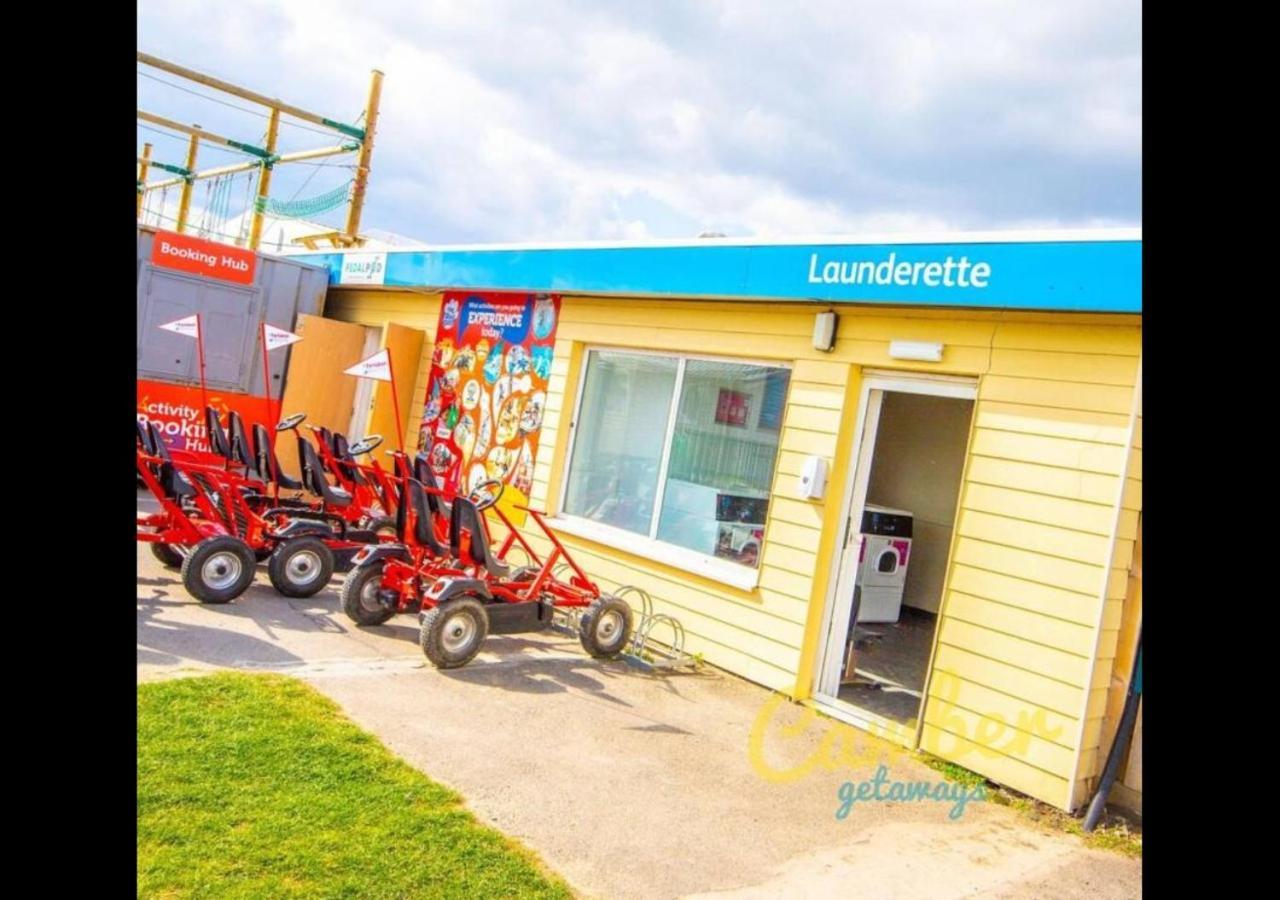 Mp502 - Camber Sands Holiday Park - Sleeps 6 - Small Dog - Gated Decking - Amazing Marsh Views Exterior photo